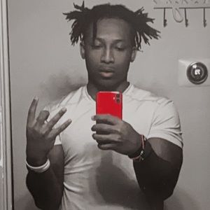 Meet your Posher, Elijah